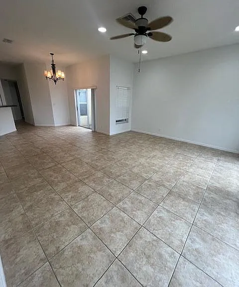 130 Newberry Ln — Photo 6