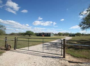 8600 S Loop 1604 E, Elmendorf, TX 78112