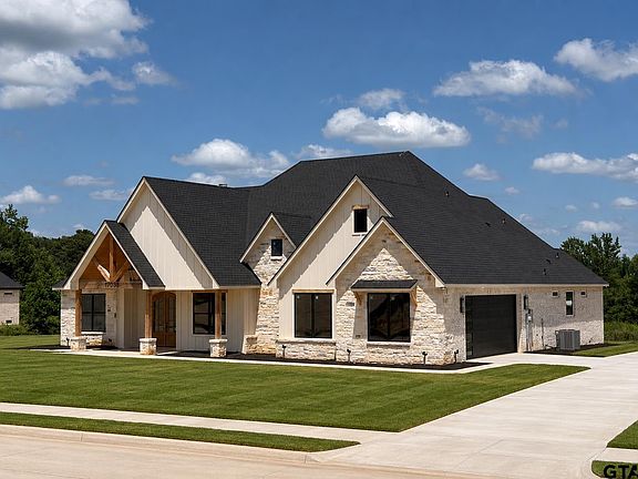 2nd image of 17038 Woodcrest Cir
