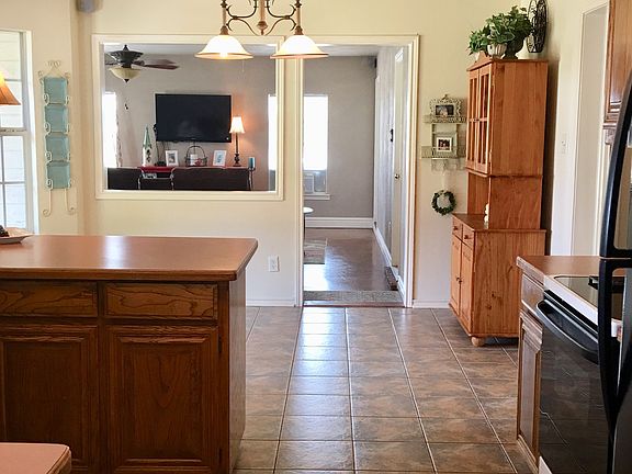 5th image of 305 County Road 3470