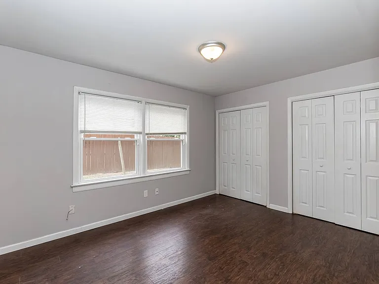 Woodard Street Apartments — Photo 14