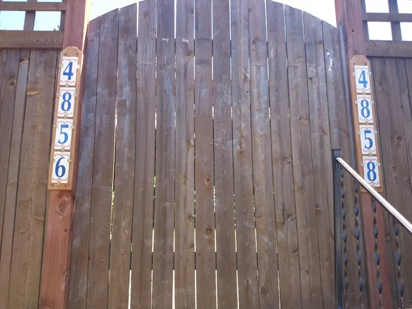 4856 Fauntleroy Way SW, Seattle, WA 98116