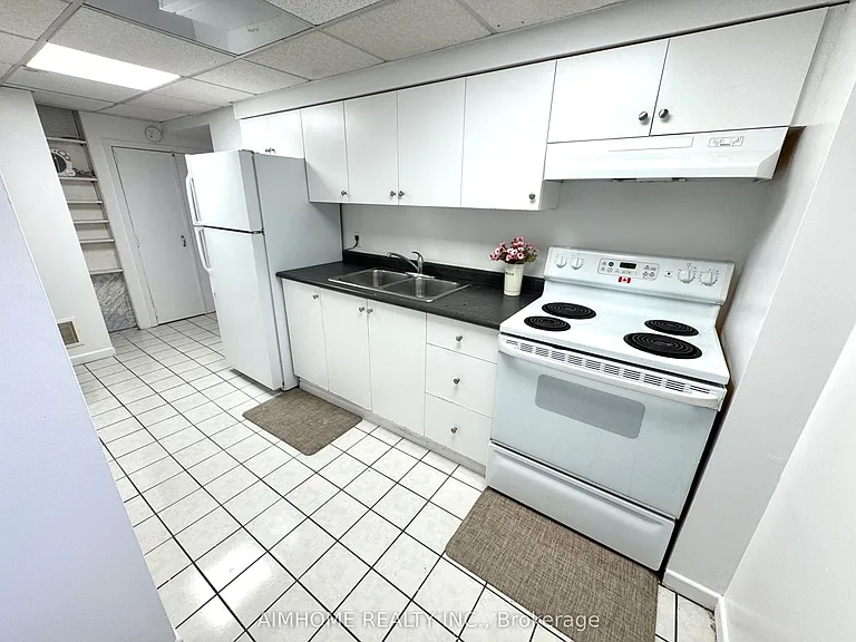 18 Rockport Cres S #BASEMENT — Photo 20