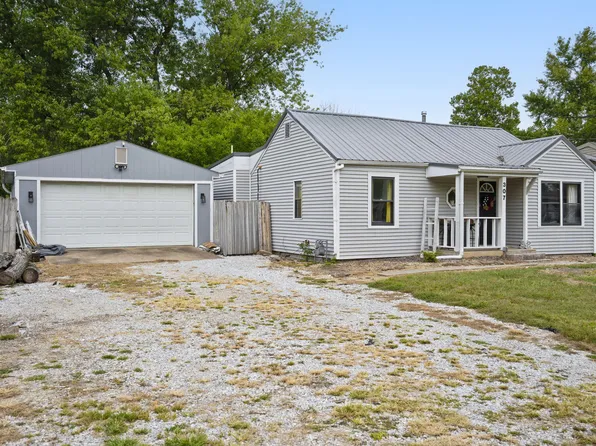 307 N Prospect Street, Nixa, MO 65714