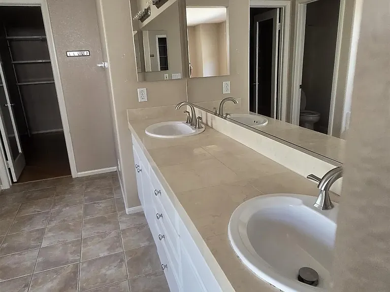 11442 Trailbrook Ln — Photo 36