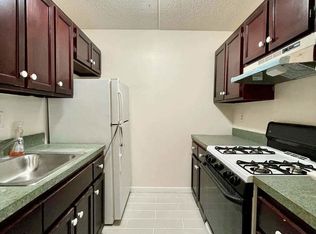 36 Schaefer St #1, Brooklyn, NY 11207