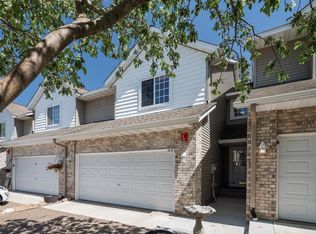 441 Pleasant Ln, Chaska, MN 55318