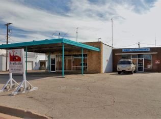 235A W Lubbock St, Slaton, TX 79364