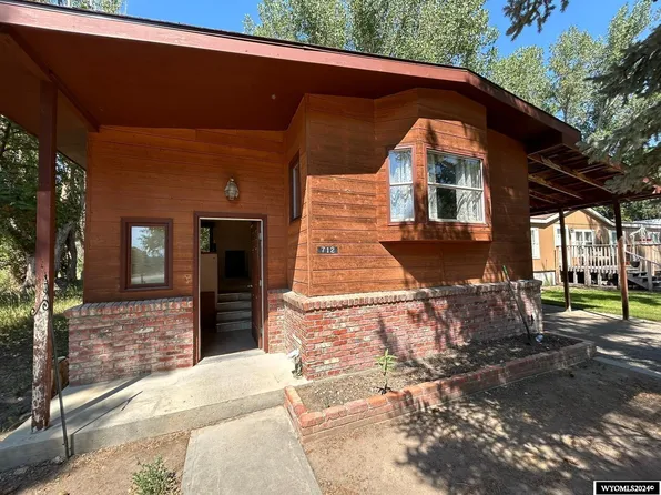 712 S 8th Street, Basin, WY 82410