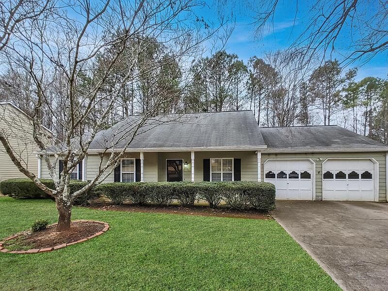 1st image of 619 Bluff Dr