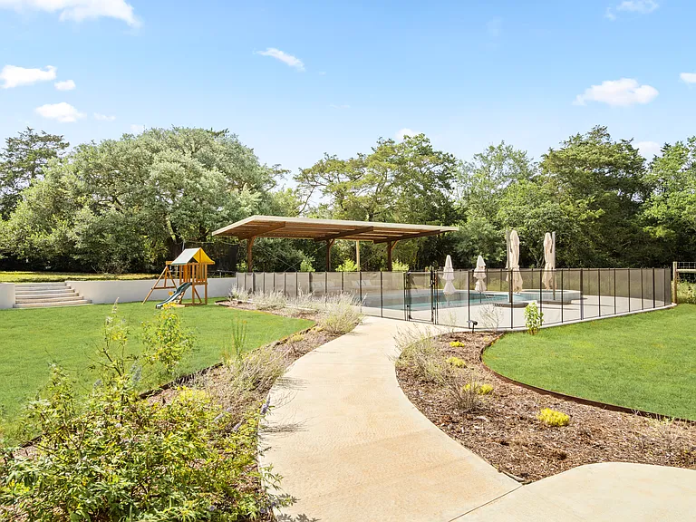 11909 Frantz Rd — Photo 24