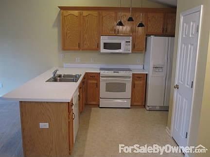 4th image of 3073 Achey Dr