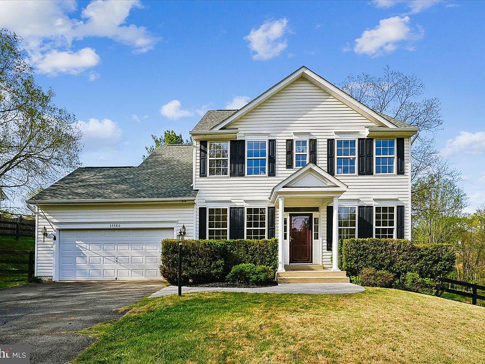1st image of 35580 Sassafras Dr