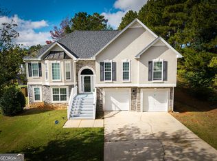 101 Bridgemill Dr, Hampton, GA 30228