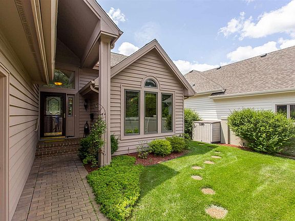 2nd image of 701 Bittersweet Cove Dr