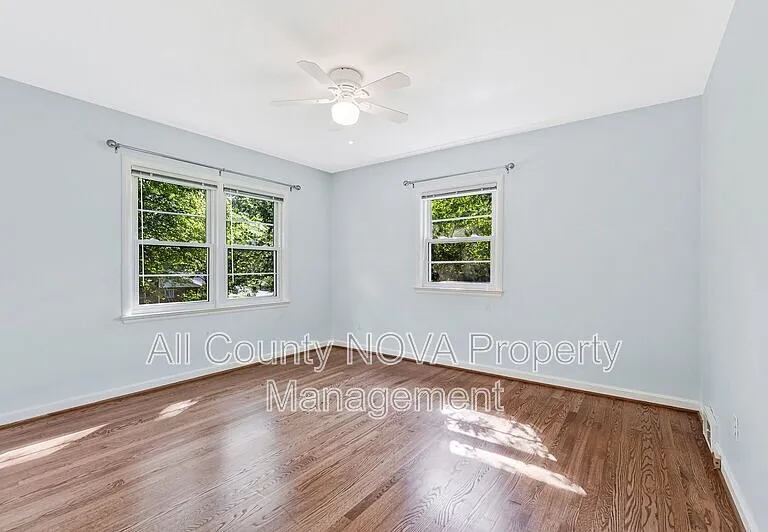 3160 Ravenwood Dr — Photo 17