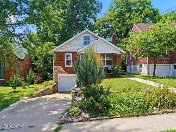 608 Waverly St, Jefferson City, MO 65109