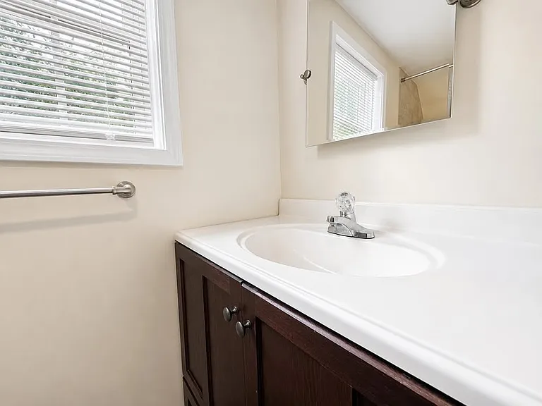 8 Pebble Ln — Photo 11