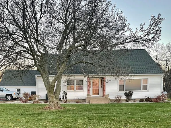 11757 Springfield Rd, Tremont, IL 61568