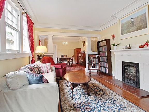 5th image of 2021 Pine St