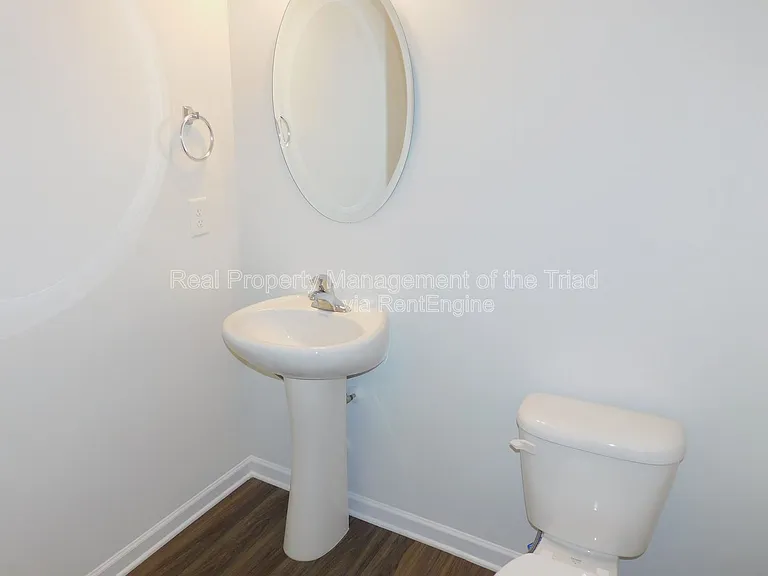 390 Spaulding St — Photo 14