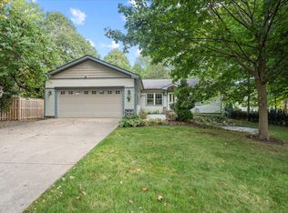 61271 Lenawee Rd, Cassopolis, MI 49031