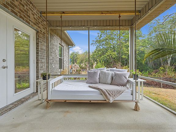 2nd image of 1660 Tuscon Ct