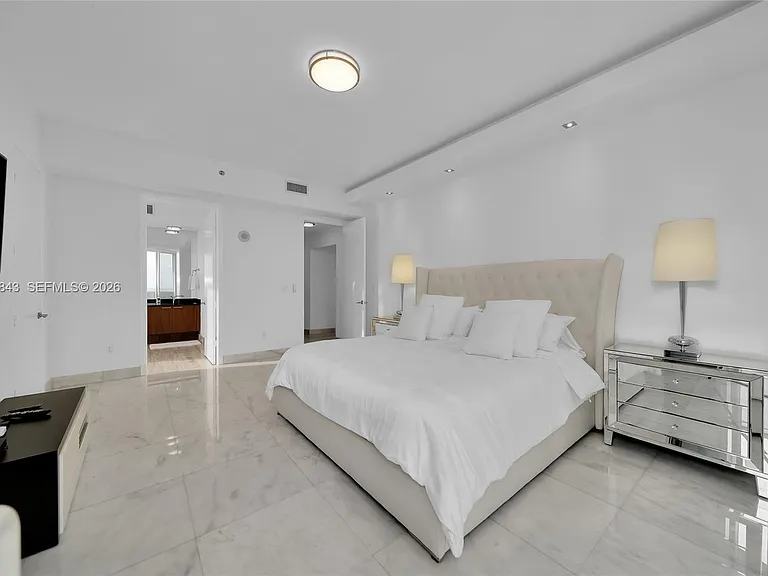 16001 Collins Ave #1406 — Photo 15