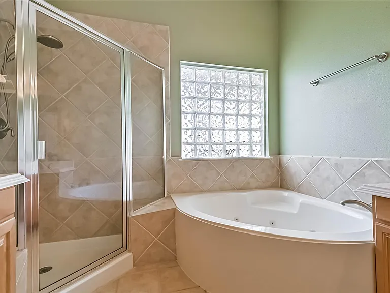 5453 Fairdale Ln — Photo 17
