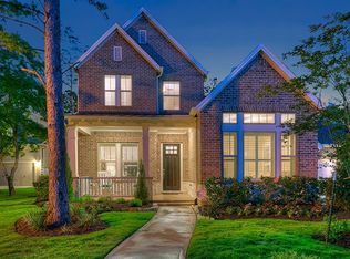 22 Hedgedale Way, The Woodlands, TX 77389