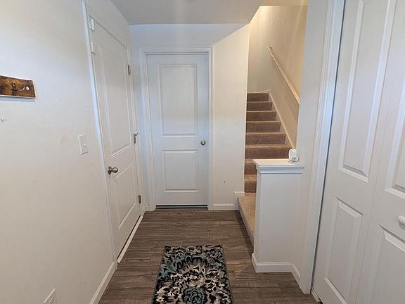 2nd image of 17632 Fieldstone Ave