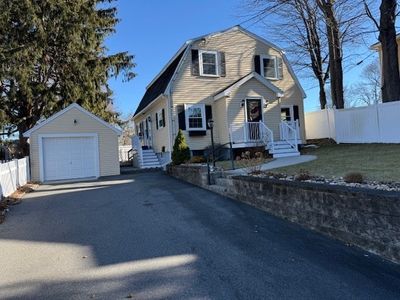 3 Lakeside Ave, Beverly, MA, 01915