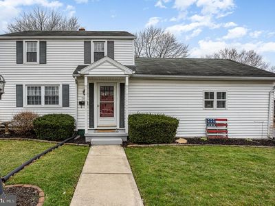 706 W Oak St, Palmyra, PA, 17078