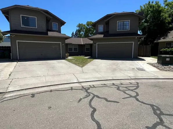 422 Ravenwood Way, Lodi, CA 95240