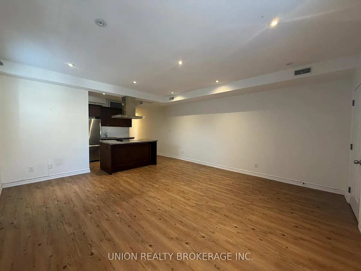 Building Photo - 85 Beech Ave #7