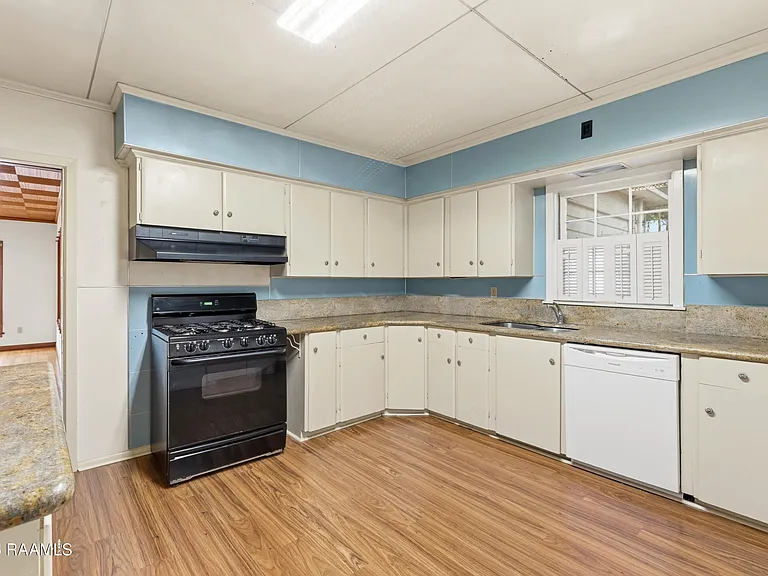 418 Marguerite Blvd — Photo 18