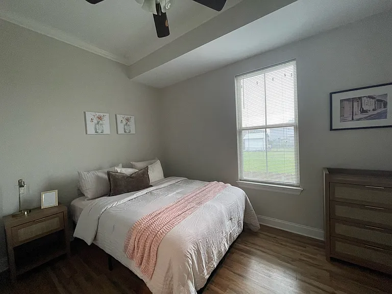 1528 Orpheum Ave #A — Photo 23