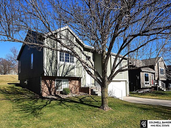 3rd image of 7414 N 77th Ave