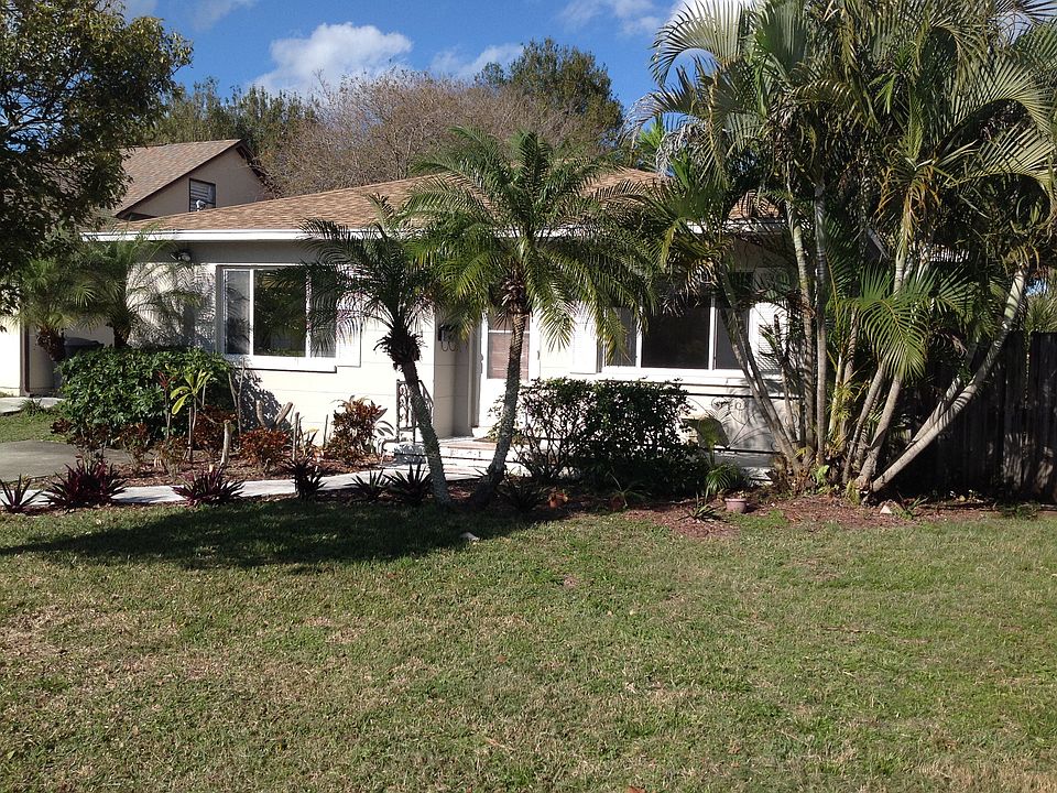 House Front Right
