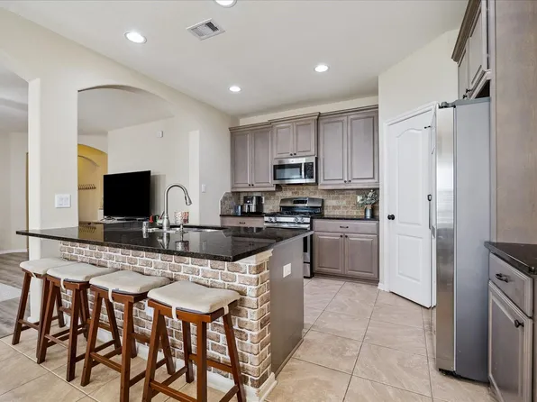 19330 S Cottonwood Green Ln, Cypress, TX 77433