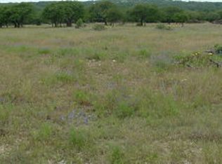 175 NW Larkspur Ln, Mountain Home, TX 78058