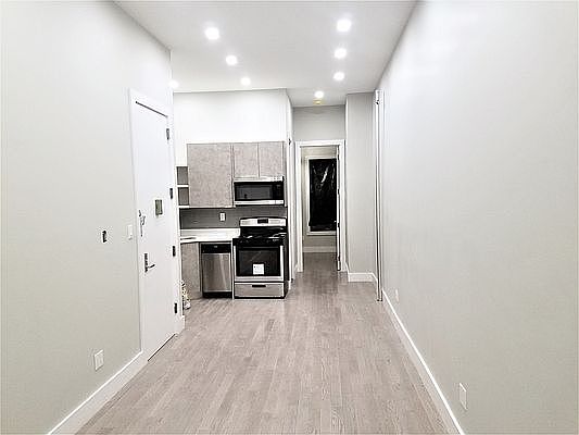 1st image of 241 Montrose Ave #3A