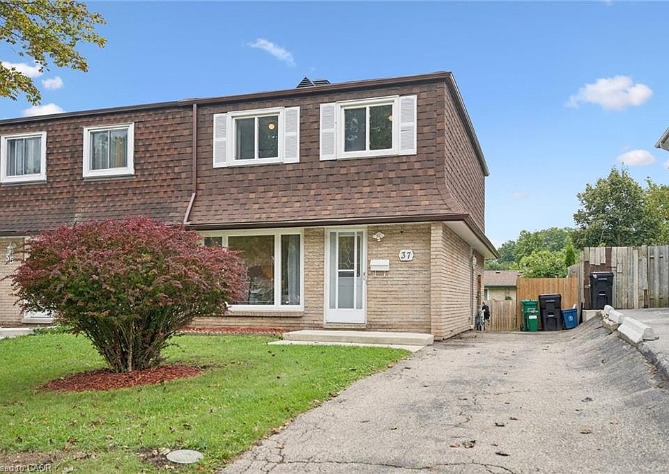1st image of 37 Shadeland Cres