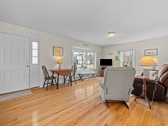 4th image of 12 Central Tree Rd #2