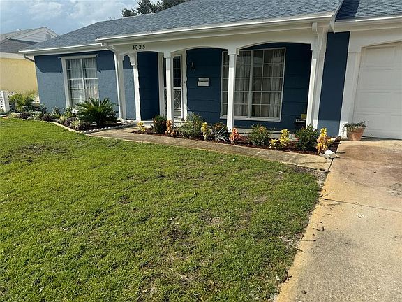 2nd image of 4025 Grayton Dr