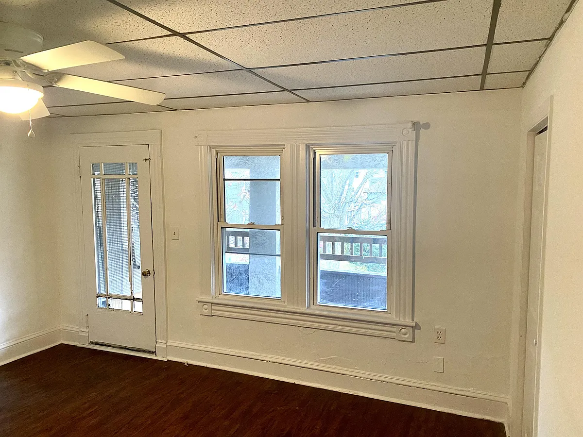 Front Bedroom 2 - 613 Madison Ave #5