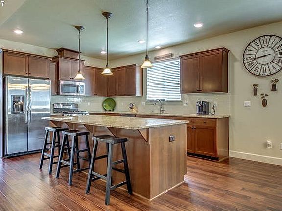 3rd image of 10214 NE 129th Ave
