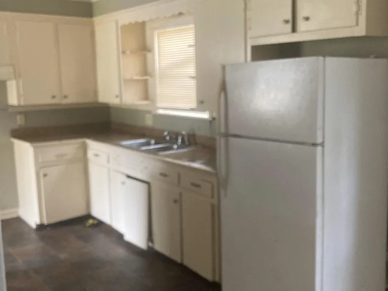 1656 Dianne Dr — Photo 3