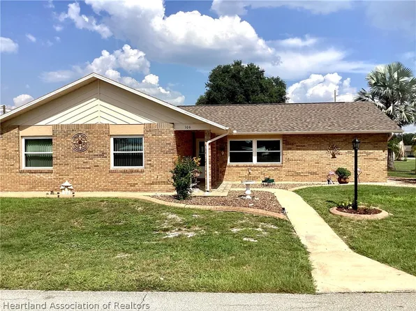 106 Longview Rd, Sebring, FL 33870