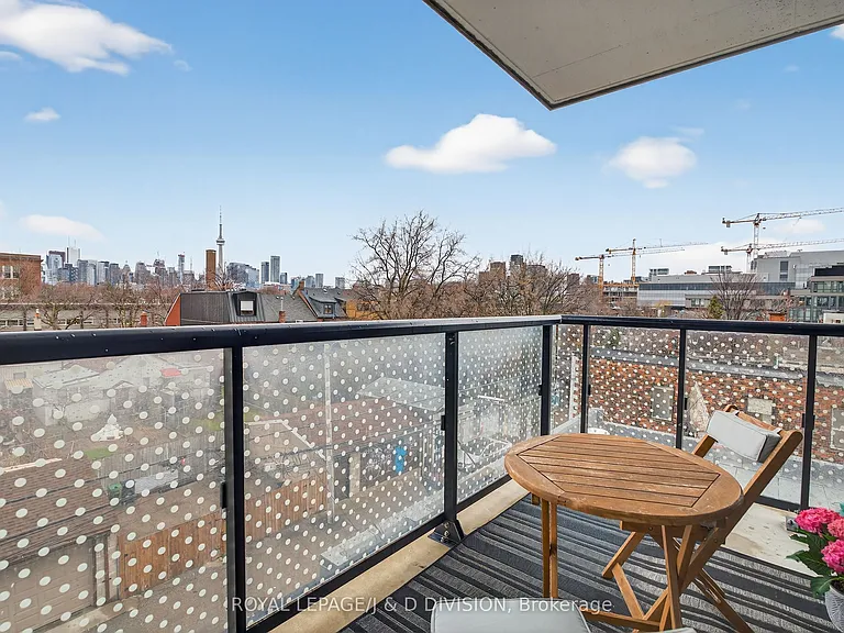 109 Ossington Ave #322 — Photo 3